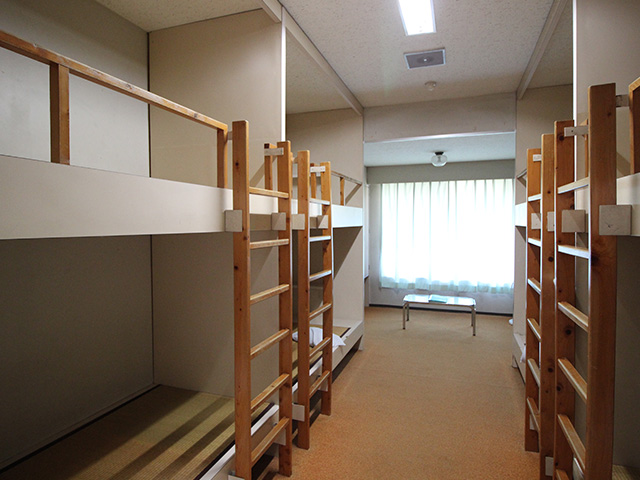 宿泊棟内観